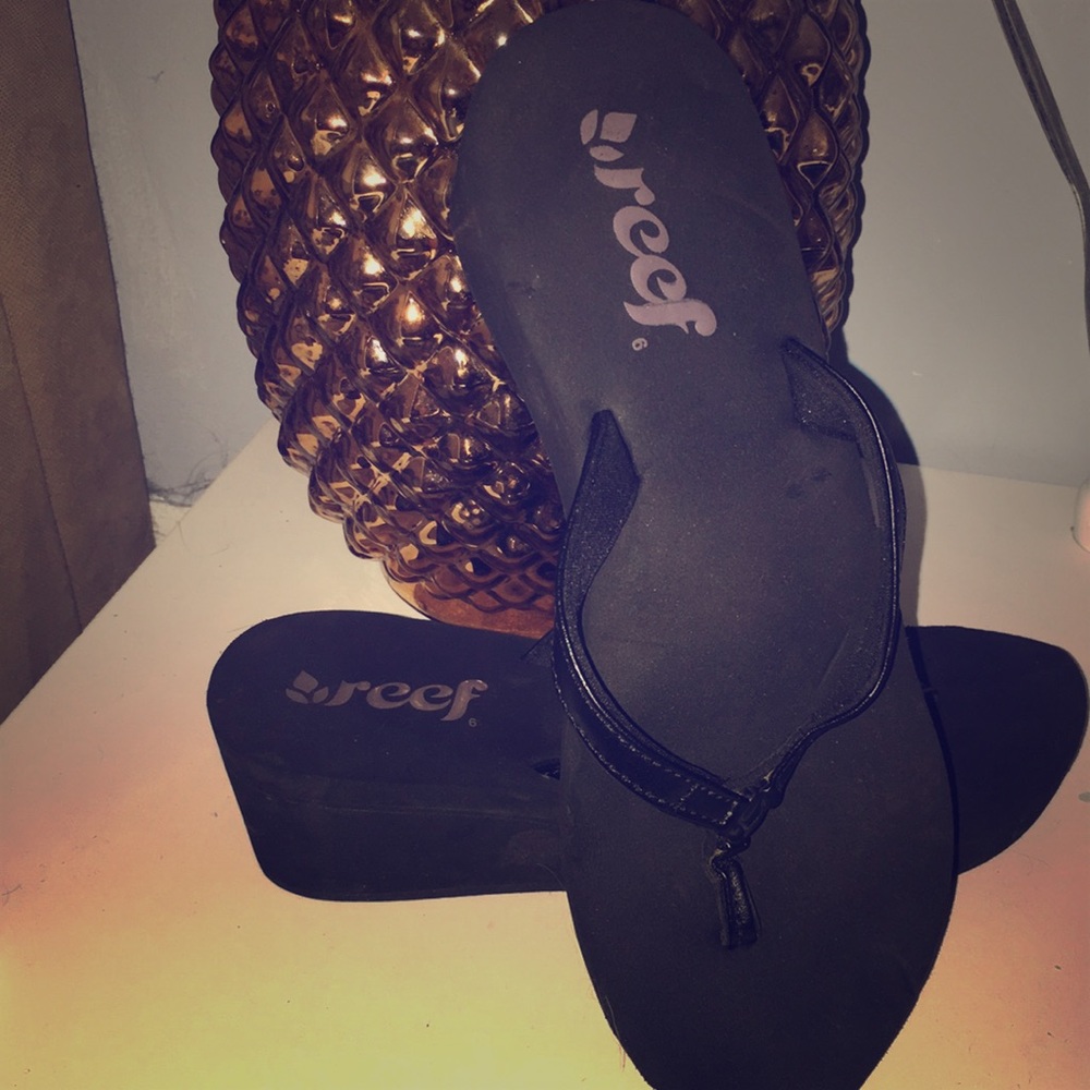 Reef sandals